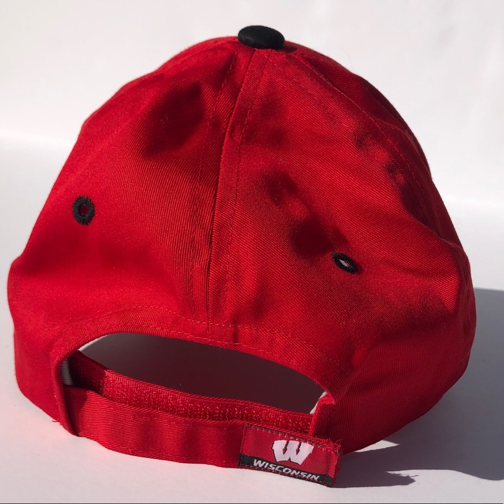Wisconsin Badgers Baseball Hat Red Cap - Picture 5 of 6